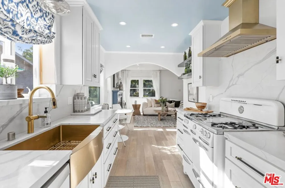 3552 Schaefer Street Culver City, CA 90232