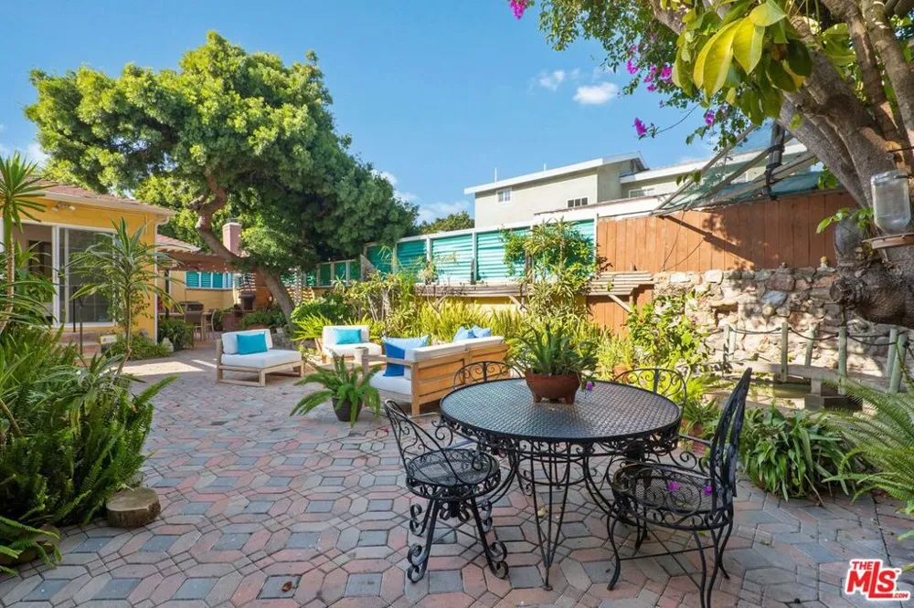 3552 Schaefer Street Culver City, CA 90232