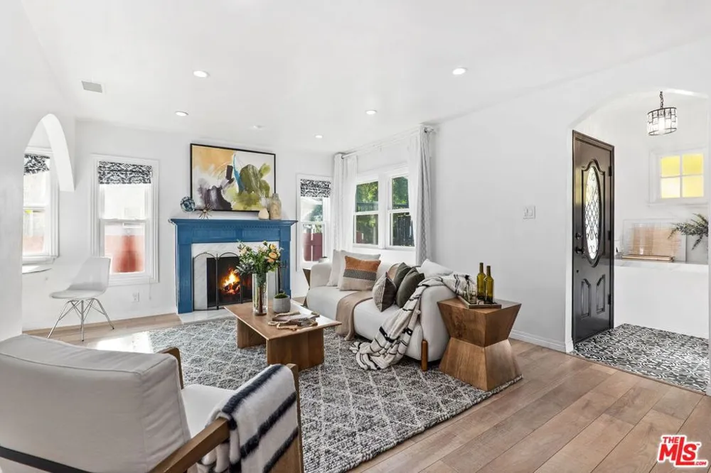 3552 Schaefer Street Culver City, CA 90232