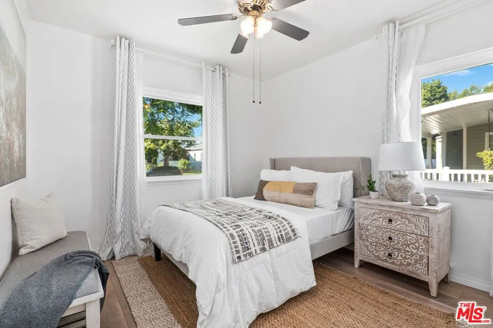 3552 Schaefer Street Culver City, CA 90232