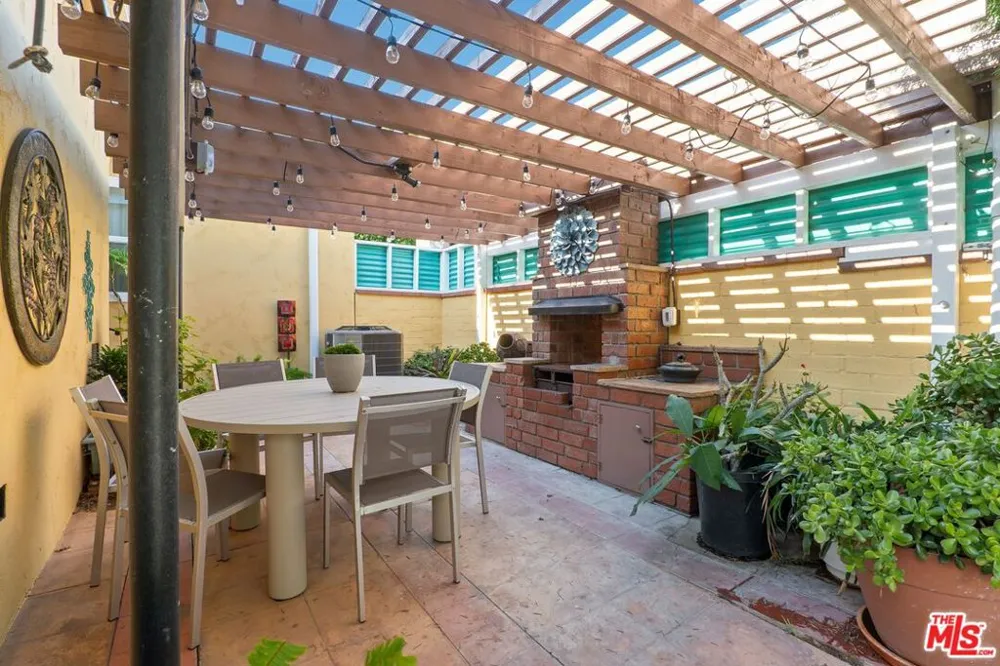 3552 Schaefer Street Culver City, CA 90232