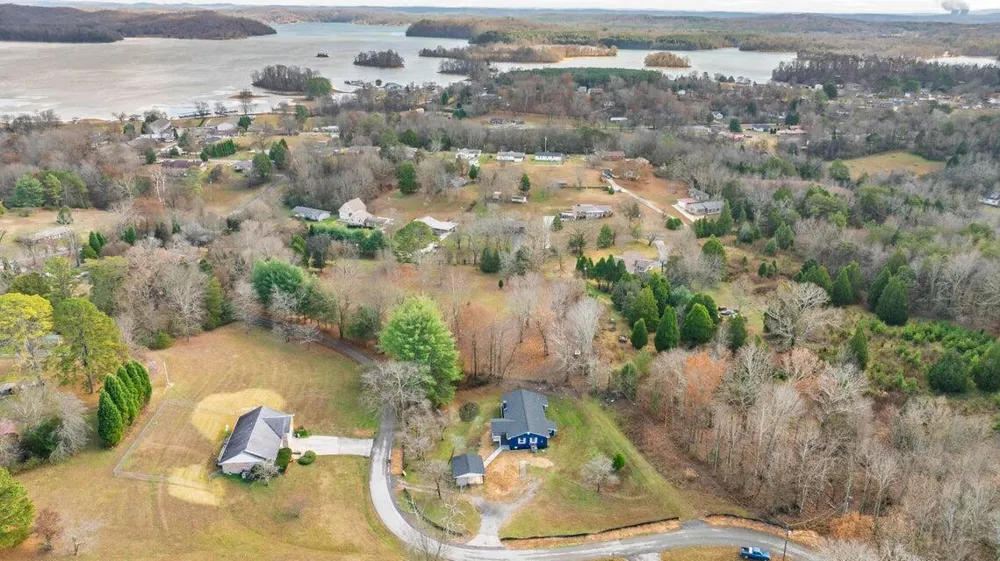 520 Tennessee Street Spring City, TN 37381