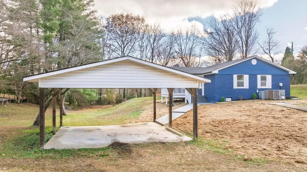 520 Tennessee Street Spring City, TN 37381