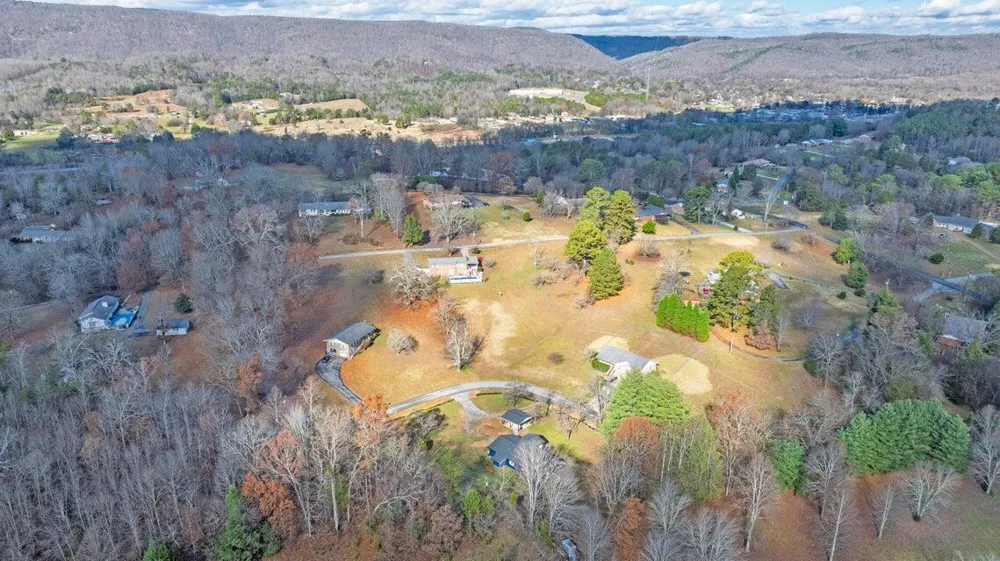 520 Tennessee Street Spring City, TN 37381