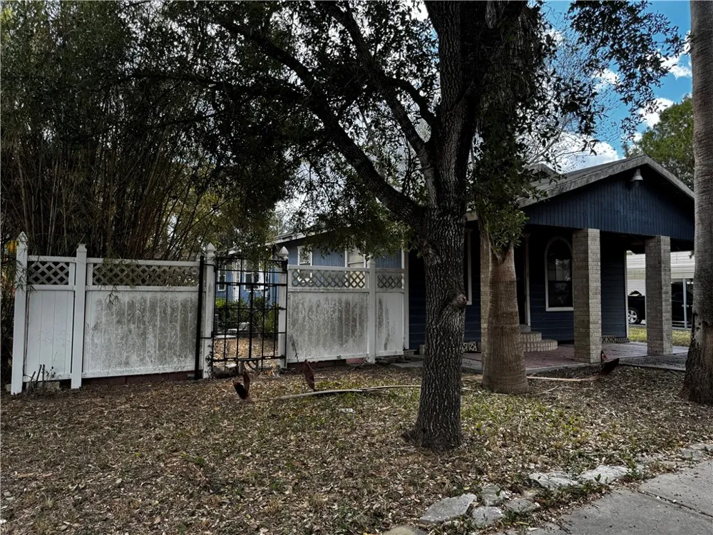 200 W 5th Street Alice, TX 78332