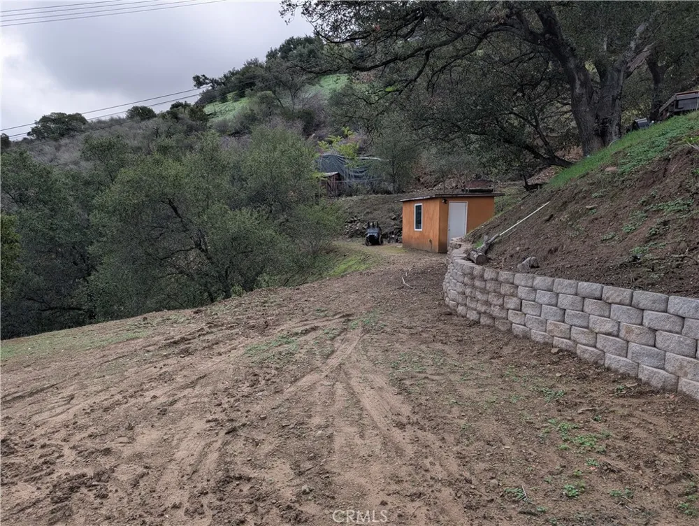 1087 LOMA LANE Simi Valley, CA 93063