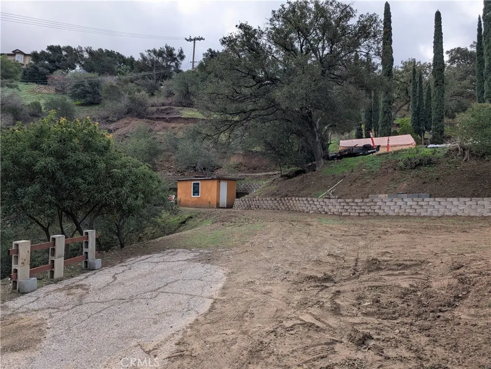 1087 LOMA LANE Simi Valley, CA 93063
