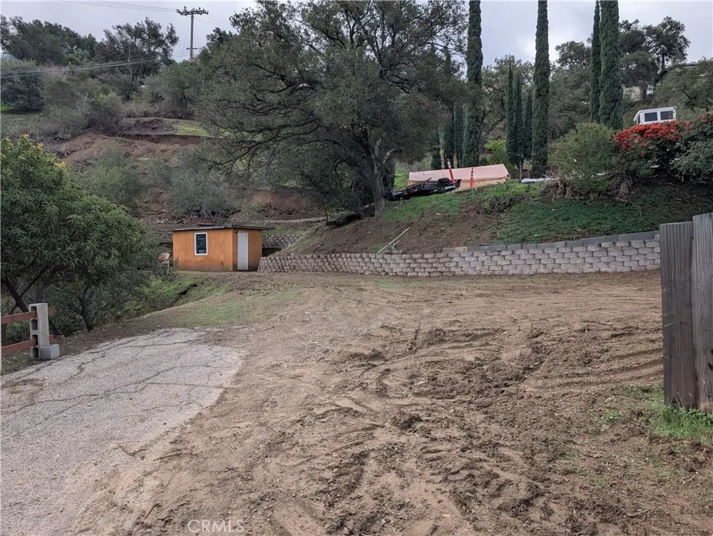 1087 LOMA LANE Simi Valley, CA 93063