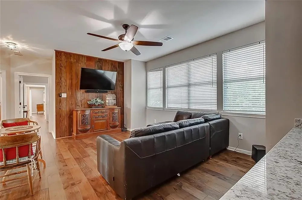 4421 Bowser Road Fulshear, TX 77441