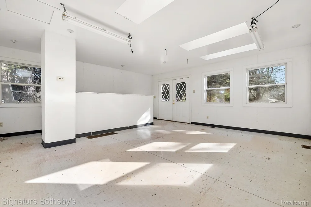 16385 17 1/2 Mile Road Marshall City, MI 49068