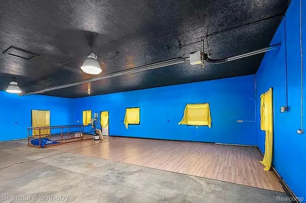 16385 17 1/2 Mile Road Marshall City, MI 49068