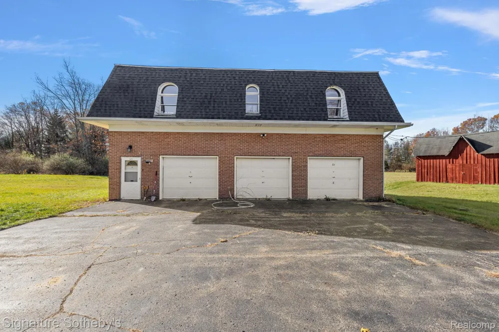 16385 17 1/2 Mile Road Marshall City, MI 49068