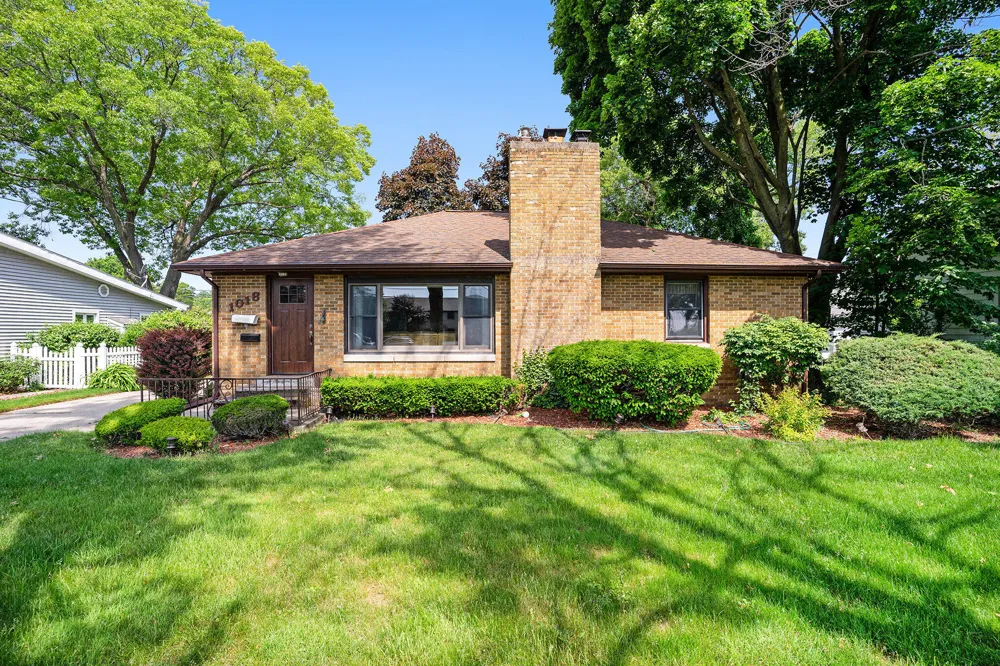 1018 Ruddiman Drive North Muskegon City, MI 49445