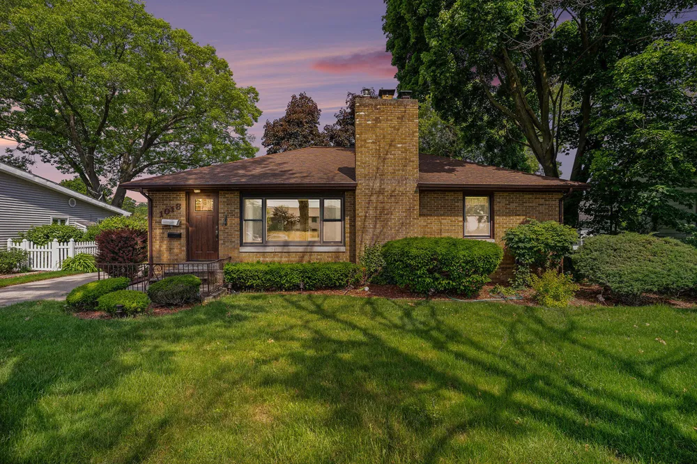 1018 Ruddiman Drive North Muskegon City, MI 49445