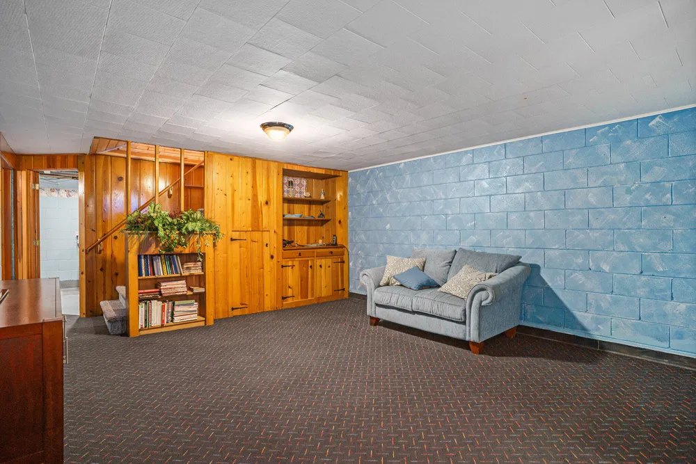 1018 Ruddiman Drive North Muskegon City, MI 49445