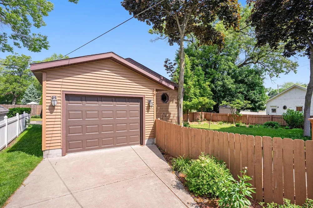 1018 Ruddiman Drive North Muskegon City, MI 49445