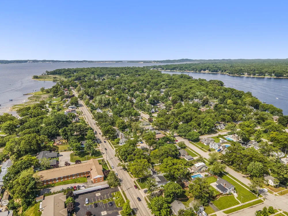 1018 Ruddiman Drive North Muskegon City, MI 49445