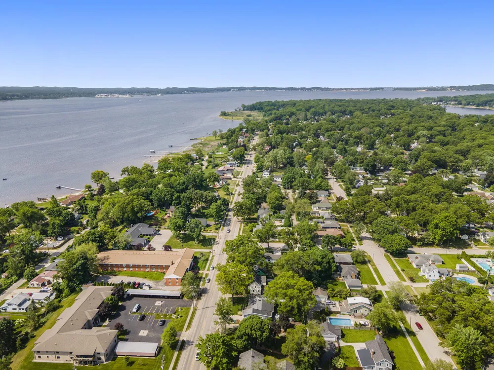 1018 Ruddiman Drive North Muskegon City, MI 49445