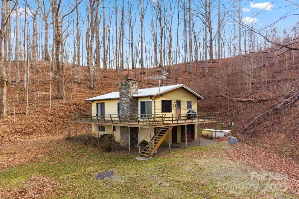 2650 Secluded Valley Road Marshall, NC 28753