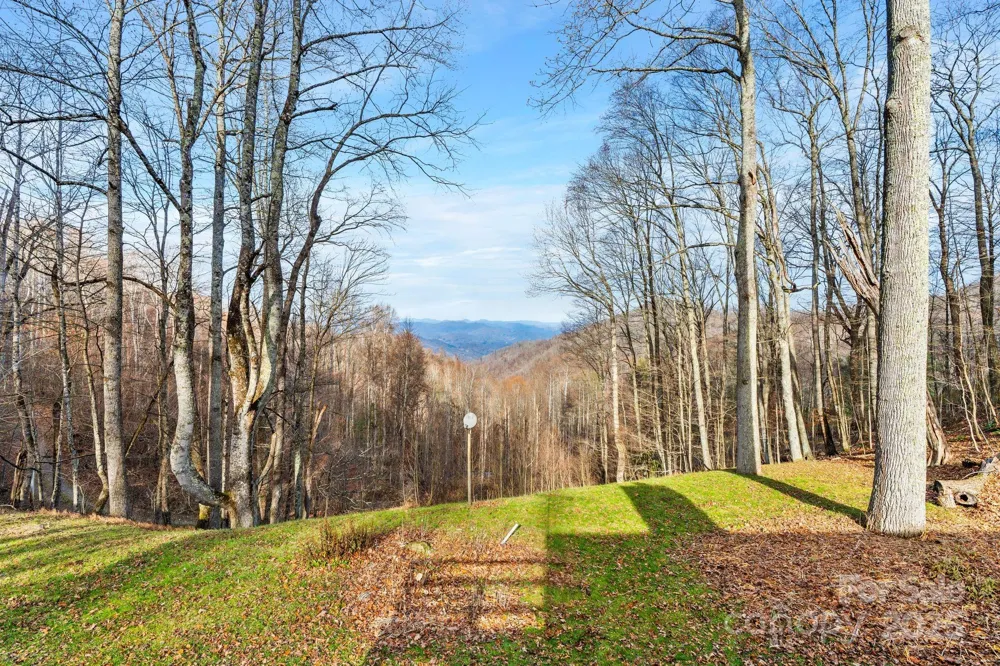 2650 Secluded Valley Road Marshall, NC 28753