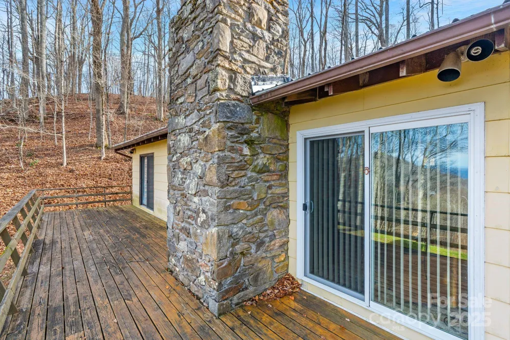 2650 Secluded Valley Road Marshall, NC 28753