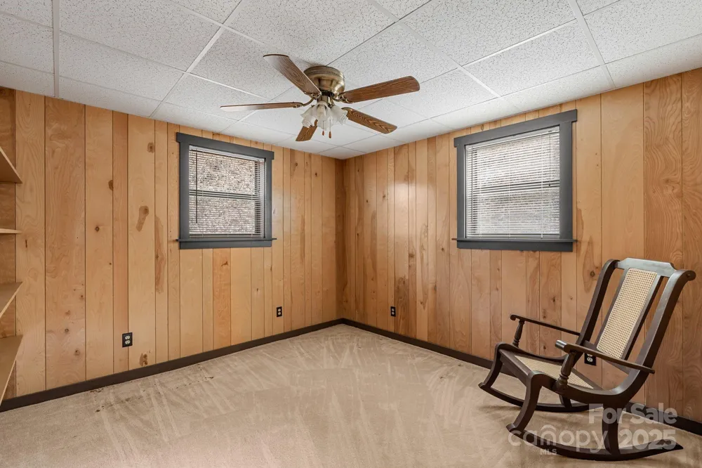 2650 Secluded Valley Road Marshall, NC 28753