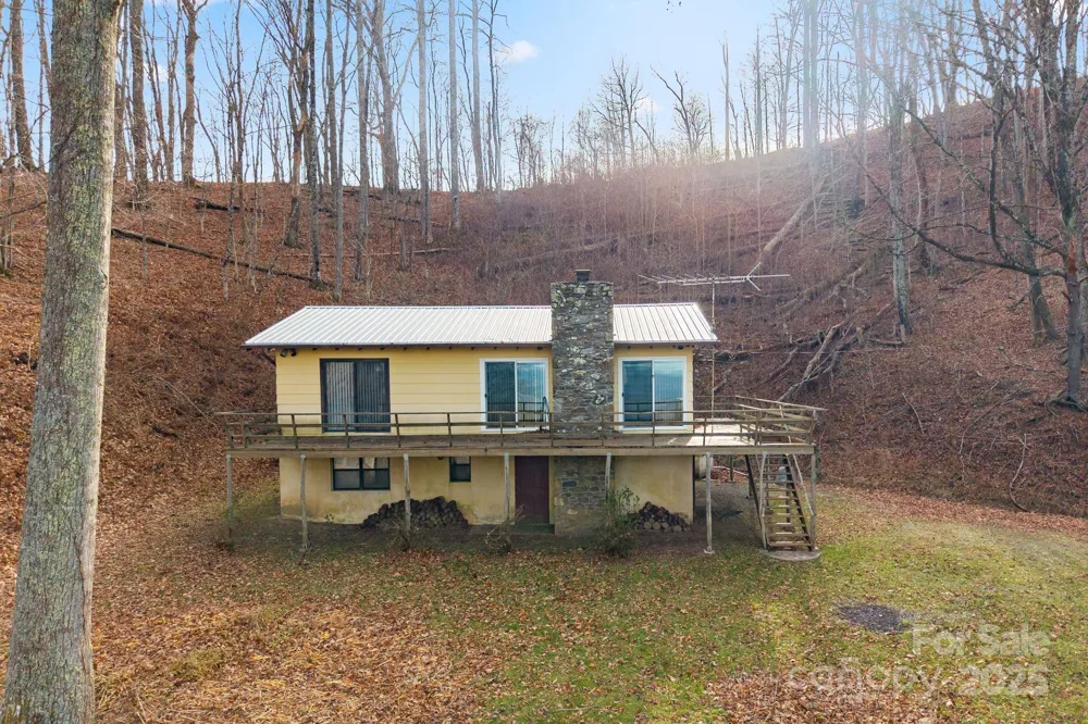 2650 Secluded Valley Road Marshall, NC 28753