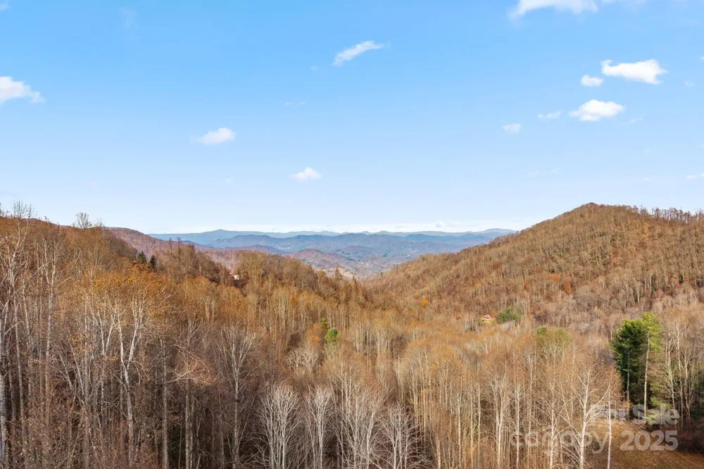 2650 Secluded Valley Road Marshall, NC 28753