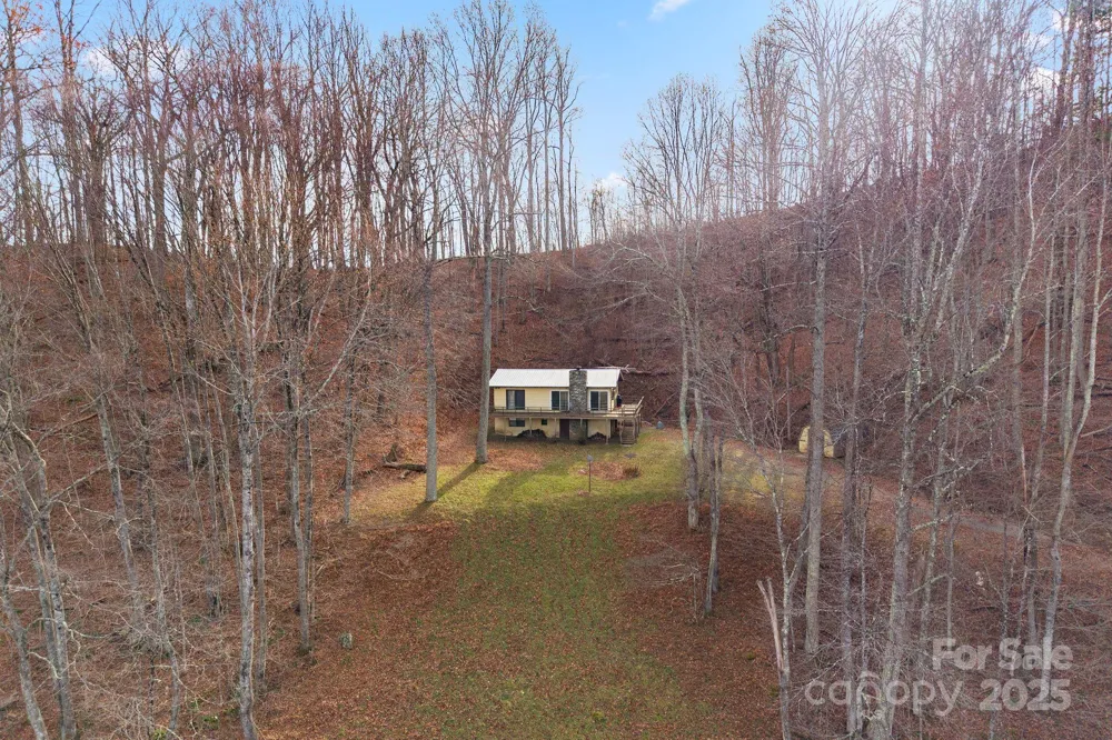 2650 Secluded Valley Road Marshall, NC 28753