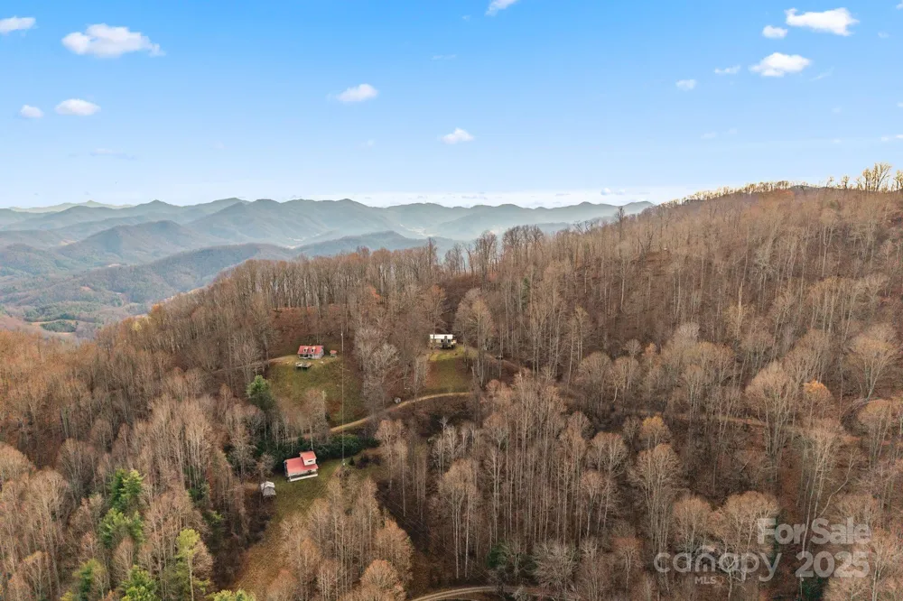 2650 Secluded Valley Road Marshall, NC 28753