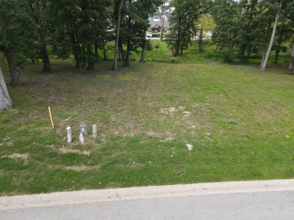 731 Druim Trail Crown Point, IN 46307