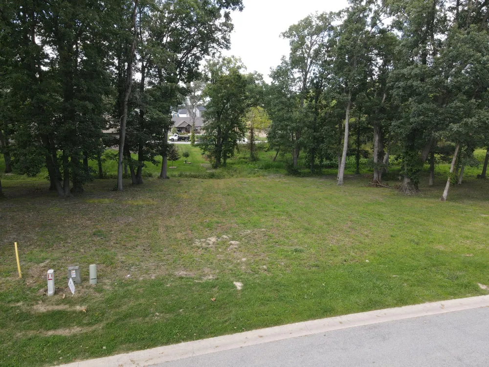 731 Druim Trail Crown Point, IN 46307