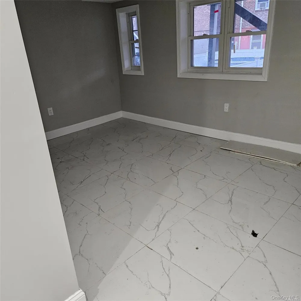 1918 Hunt Avenue Bronx, NY 10462