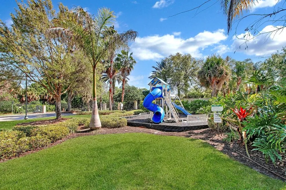 7155 83RD DRIVE E Bradenton, FL 34201