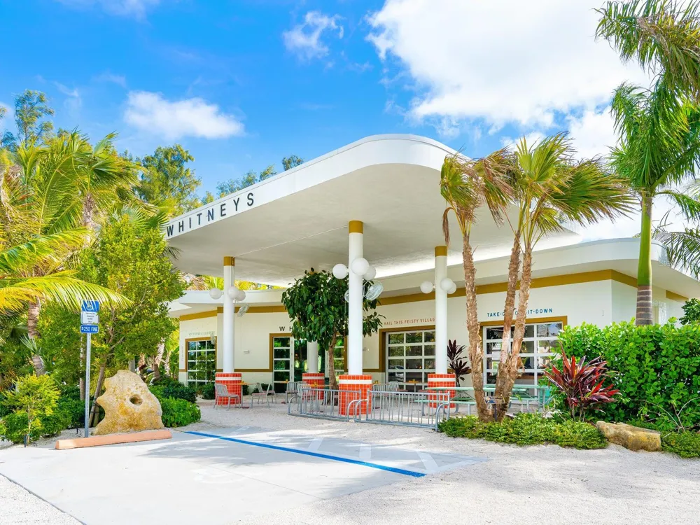 615 BUTTONWOOD DRIVE Longboat Key, FL 34228
