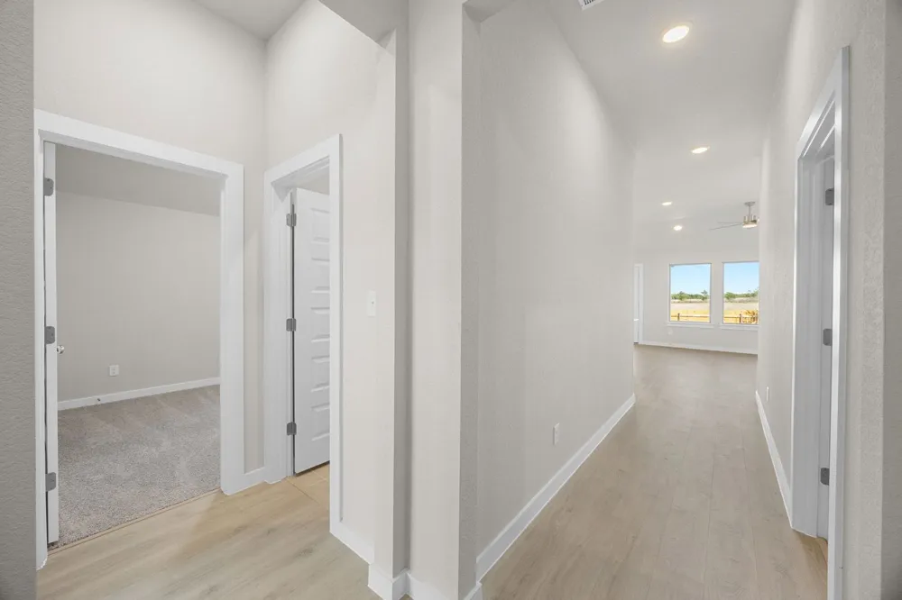 110 Divisadero Drive Hutto, TX 78634