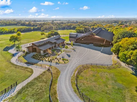 520 High Ridge Drive
