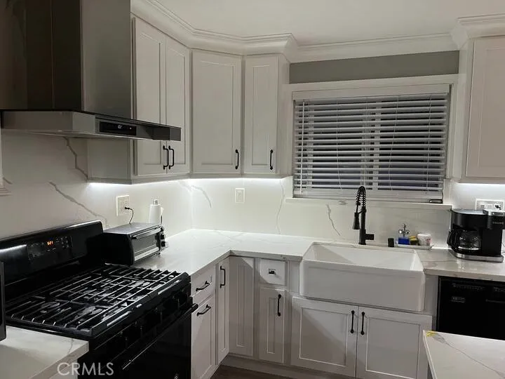 5382 Marietta Garden Grove, CA 92845