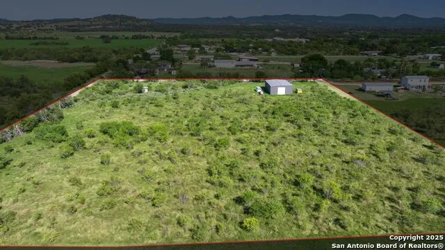 299 River View Drive Utopia, TX 78884