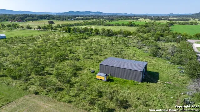299 River View Drive Utopia, TX 78884