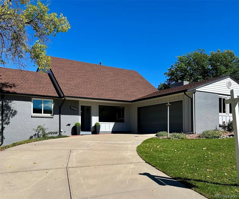 7226 S Highland Drive