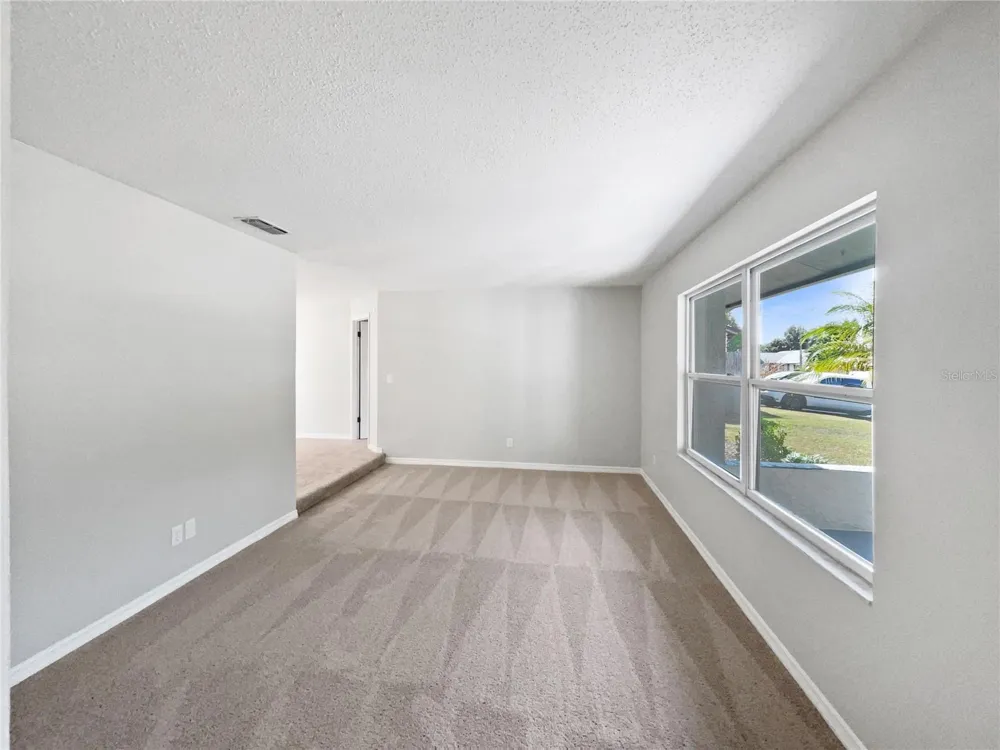 831 HAULOVER DRIVE Altamonte Springs, FL 32714