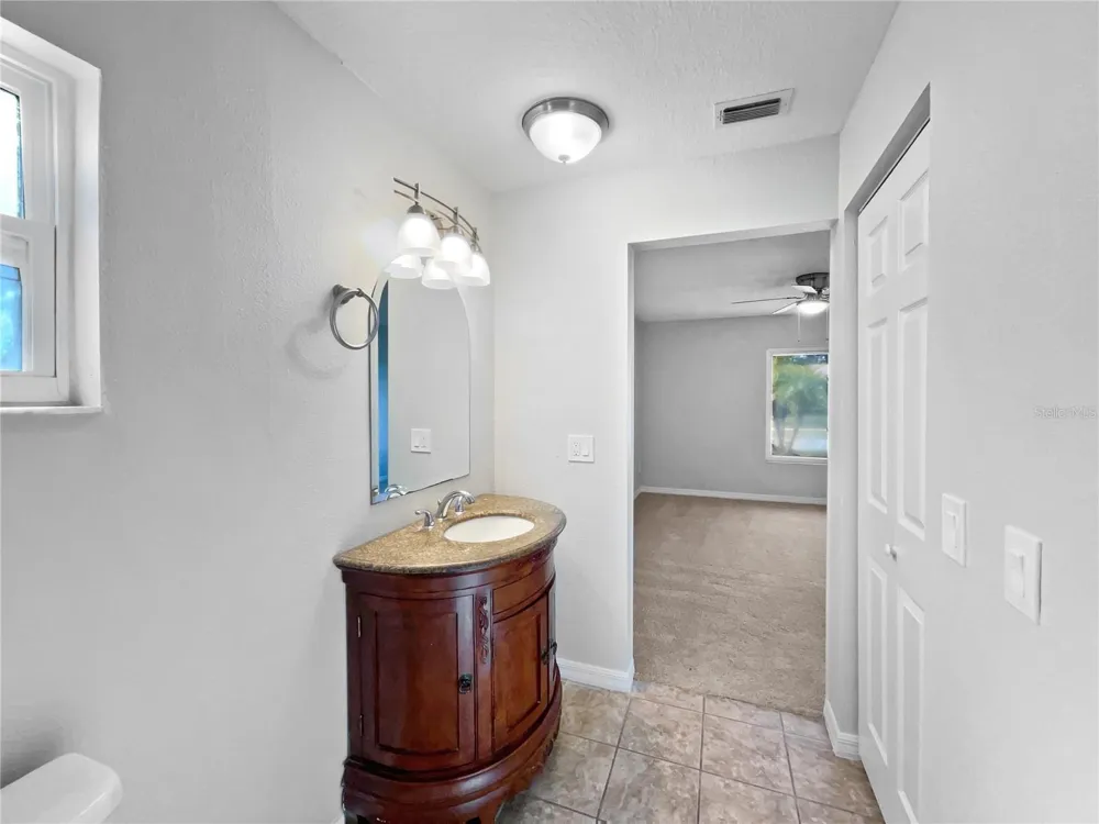 831 HAULOVER DRIVE Altamonte Springs, FL 32714