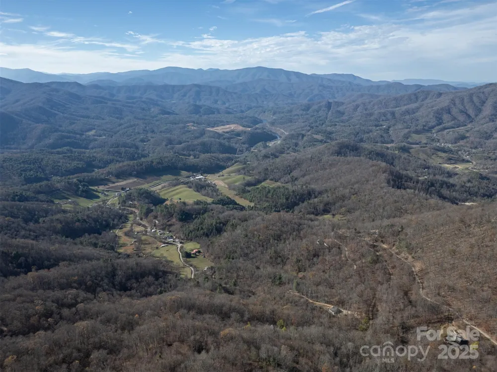 0000 Hyacinth Drive Clyde, NC 28721