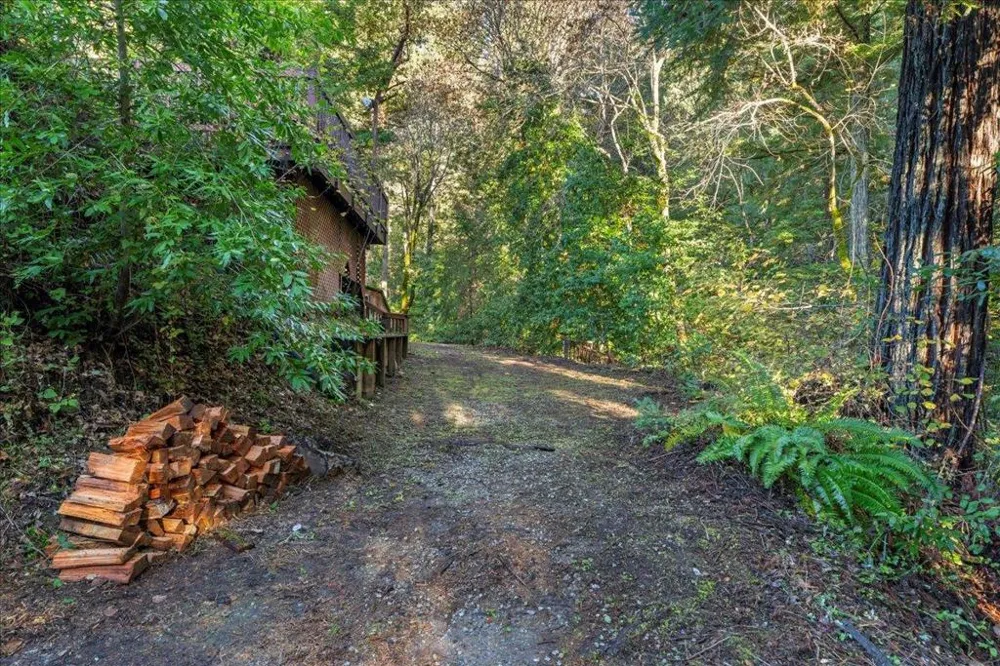 17710 Bear Creek Road Boulder Creek, CA 95006
