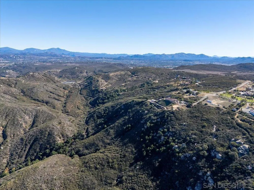 Downs Way Ramona, CA 92065