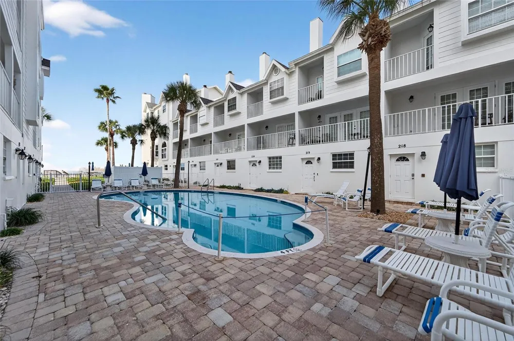 17960 GULF BOULEVARD #104 Redington Shores, FL 33708