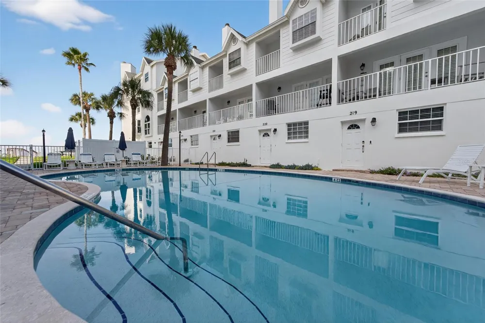 17960 GULF BOULEVARD #104 Redington Shores, FL 33708