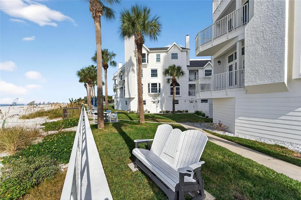 17960 GULF BOULEVARD #104 Redington Shores, FL 33708