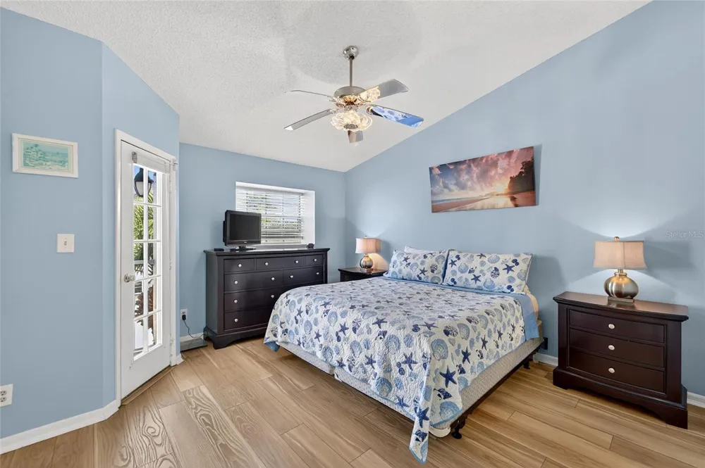 17960 GULF BOULEVARD #104 Redington Shores, FL 33708
